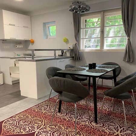 Stefania Apartmanok Boedapest Buitenkant foto