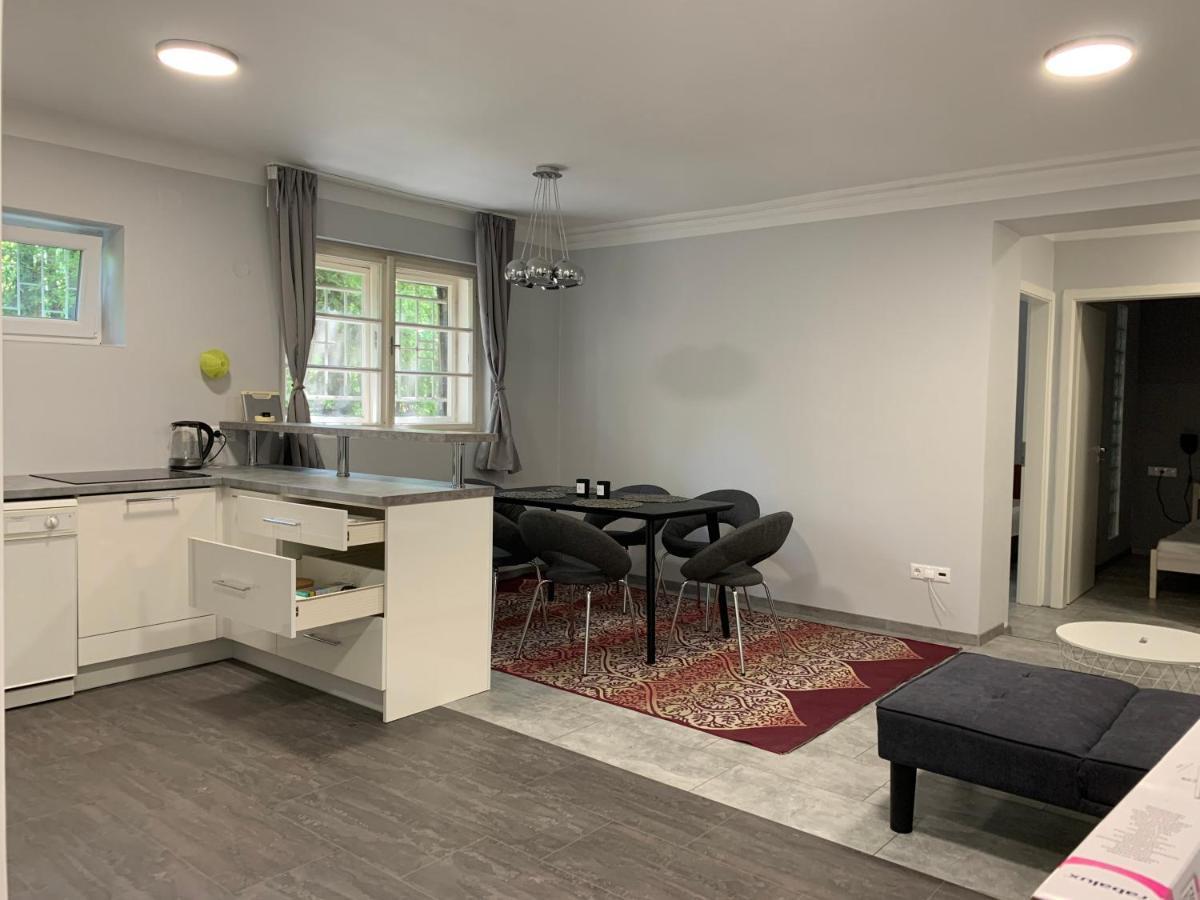 Stefania Apartmanok Boedapest Buitenkant foto