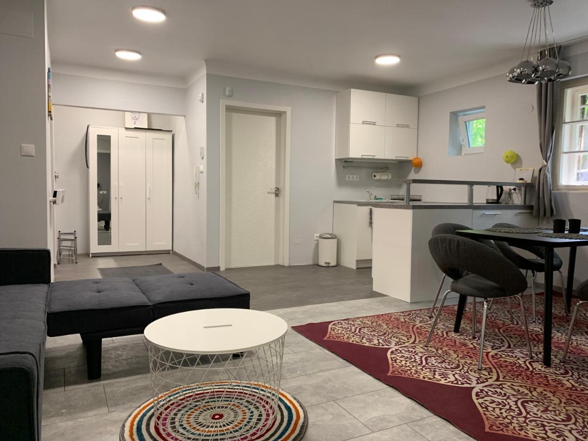 Stefania Apartmanok Boedapest Buitenkant foto